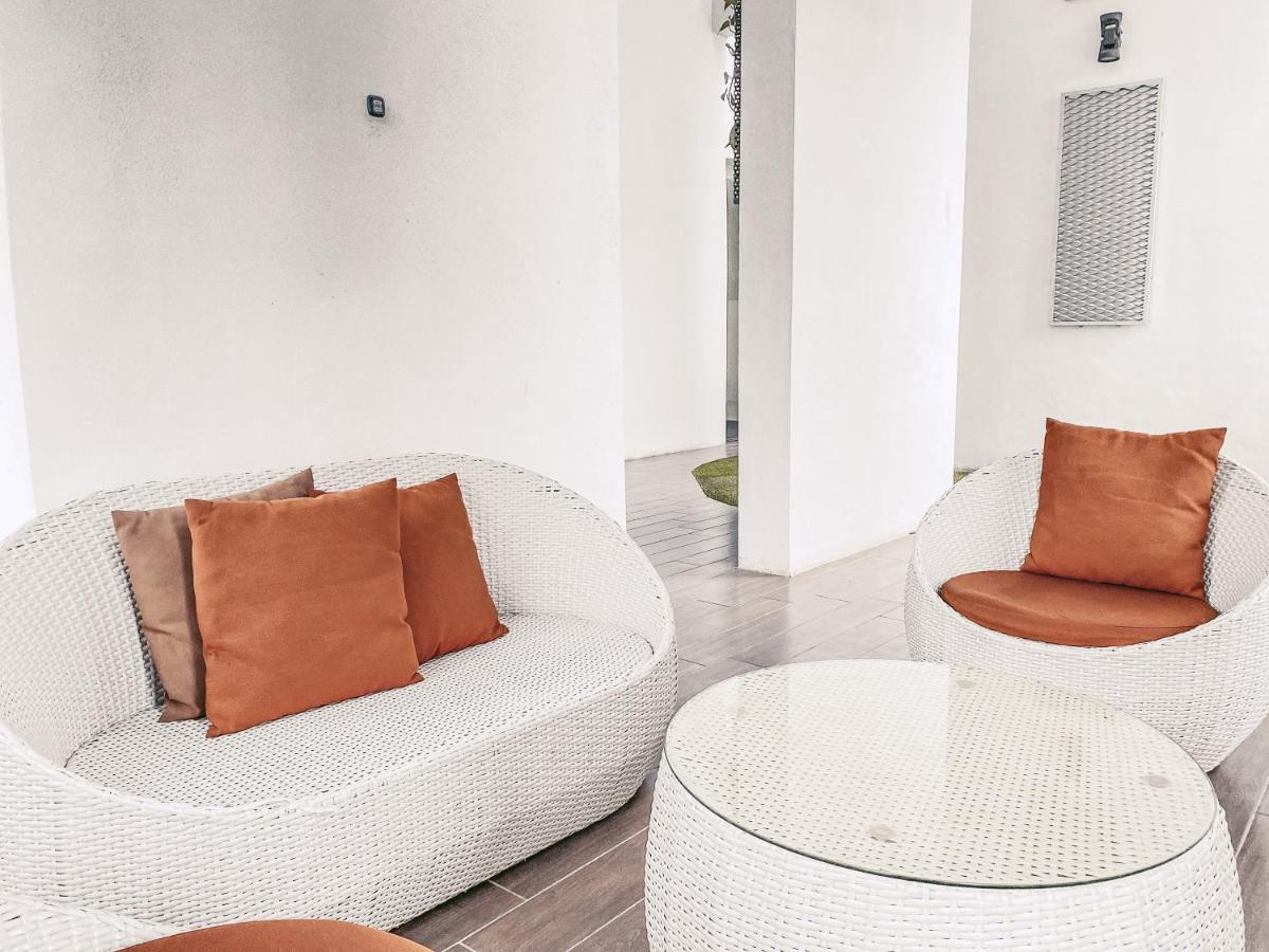 Skyline Garden 2 Bedrooms Homestay Near Klcc Kuala Lumpur Exterior foto